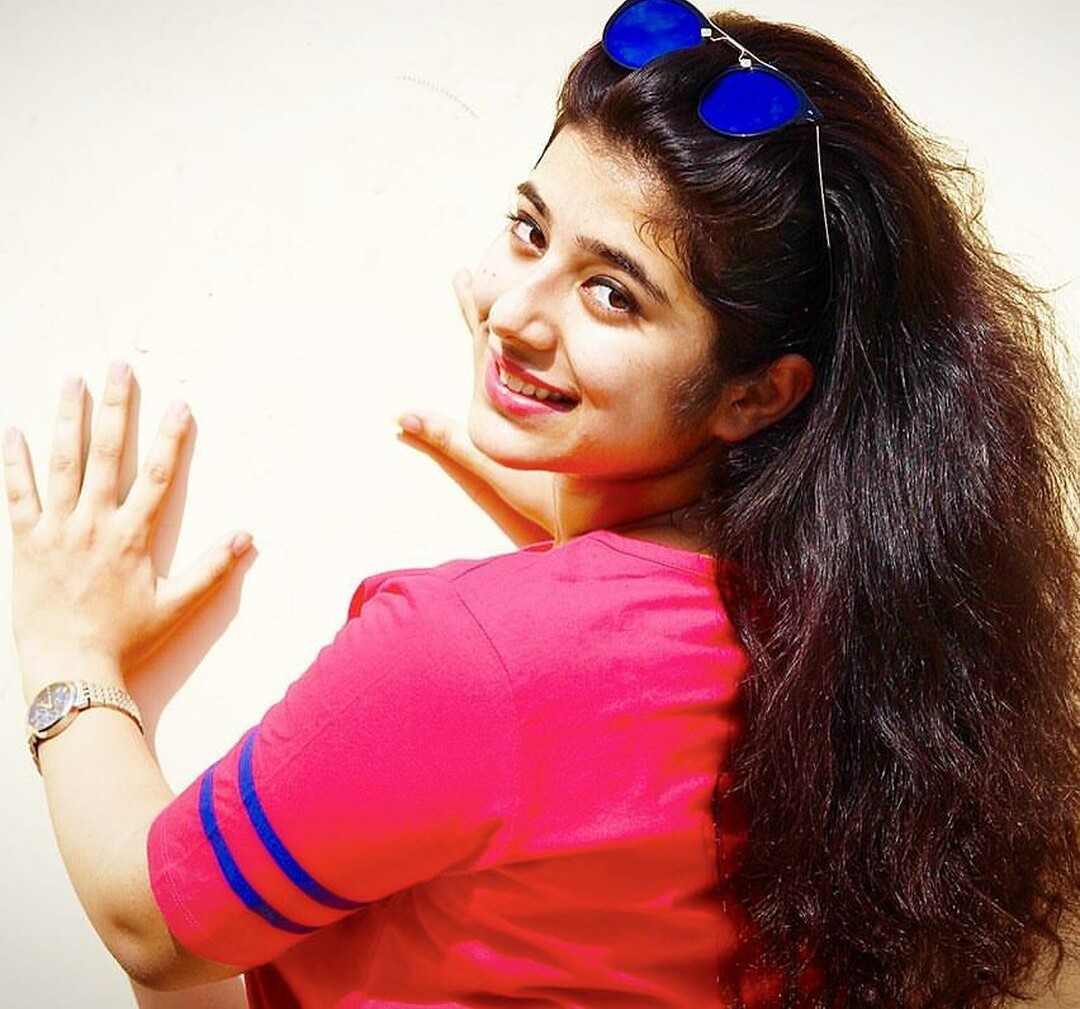 Apoorva Bhalla nude star images