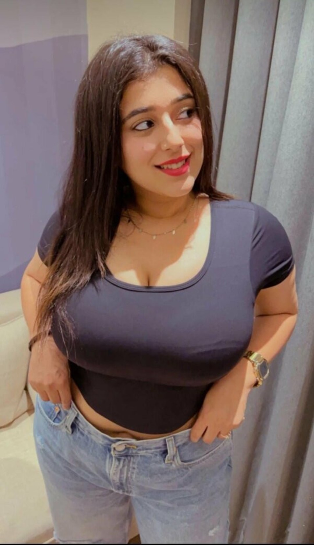 Apoorva Bhalla art model picture