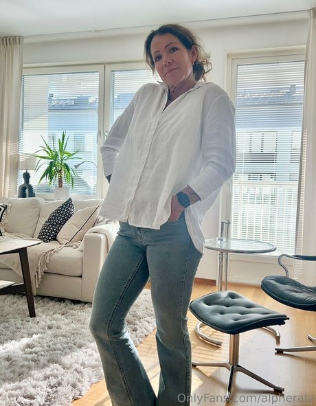 nerdy teen onlyfans hd galleries