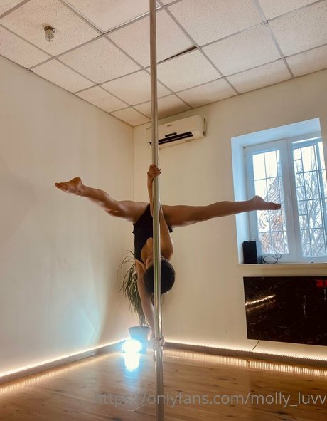 mhpeach model exclusive img