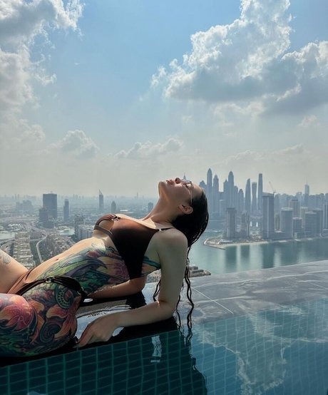 Toma Zhdanova pornstar hot pics