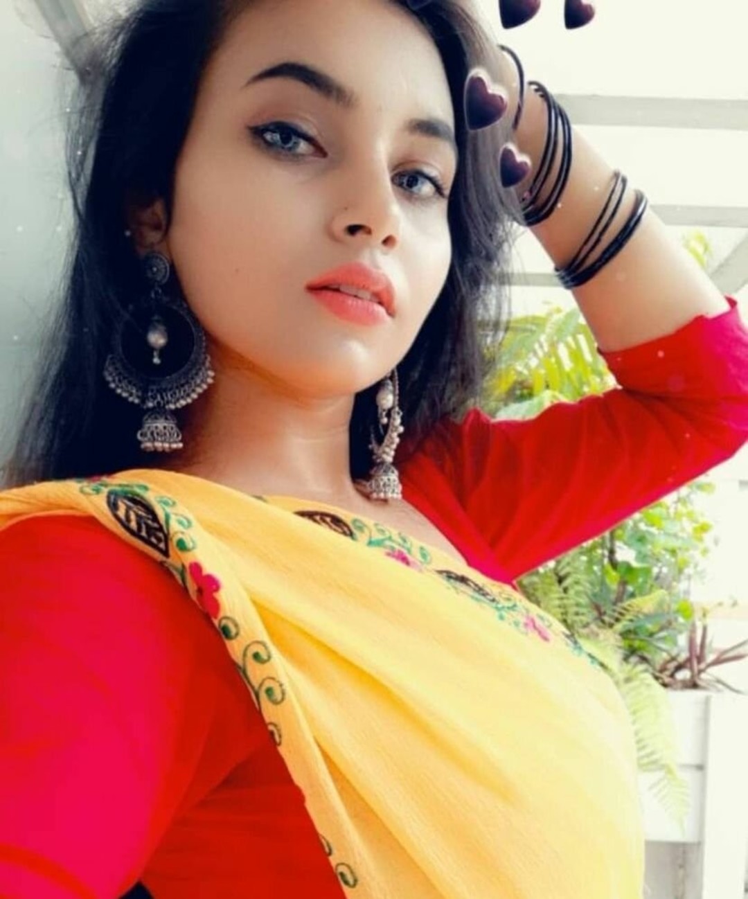 Aarohi Verma star sexy pictures