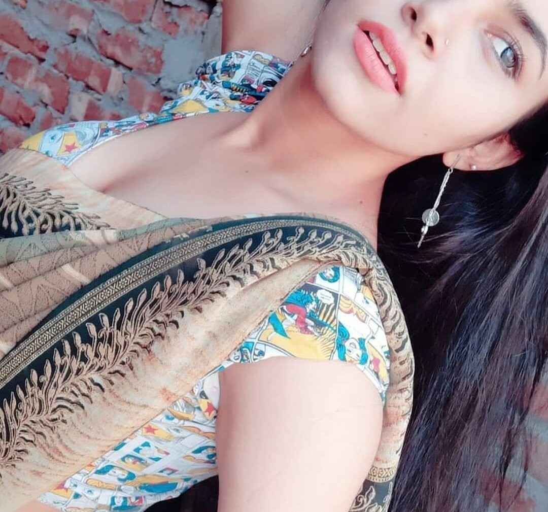 Aarohi Verma model free images