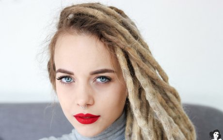 Mundi model porn image