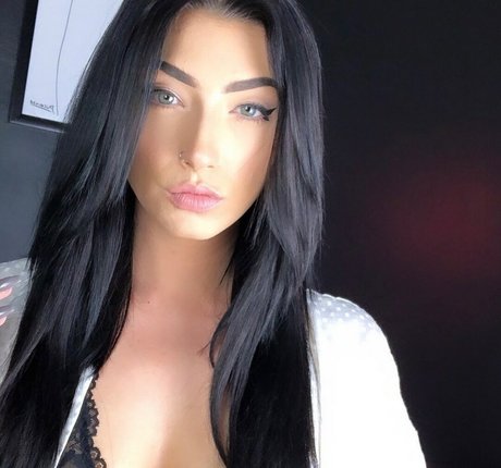 Taylor Kristine model perfect pictures