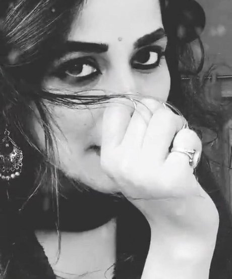 Vansheen Verma Sumbriya model adult image