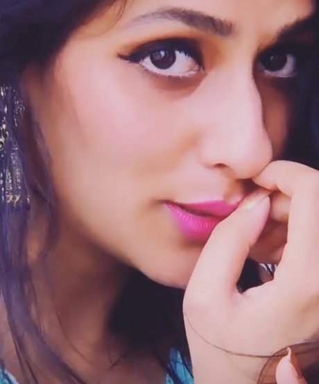 Vansheen Verma Sumbriya nudes model pics