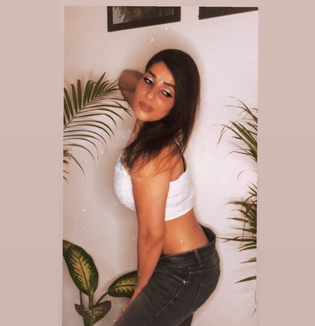 Vansheen Verma Sumbriya model sexy archive