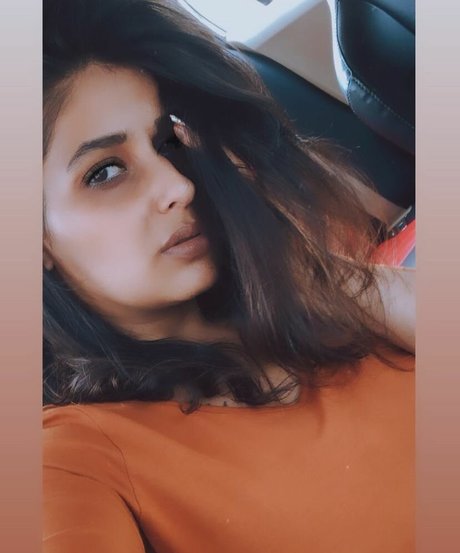 Vansheen Verma Sumbriya top model gallery