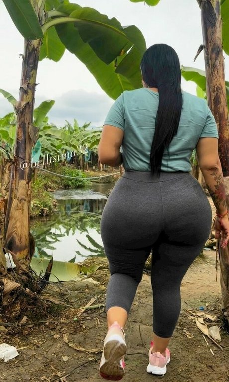 Bellisima 32 pornstar xxx pictures