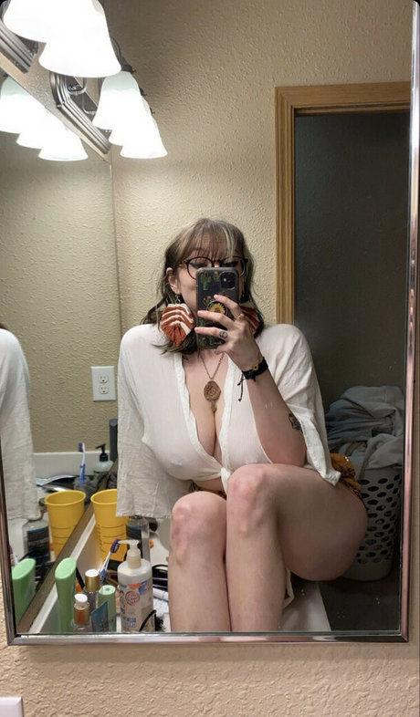 Curthobain nudes pornstar photo