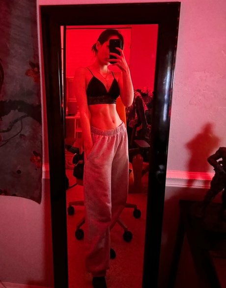 DpsDeku nice actress photo