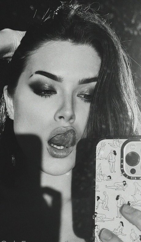 heylaurensummer model nude image