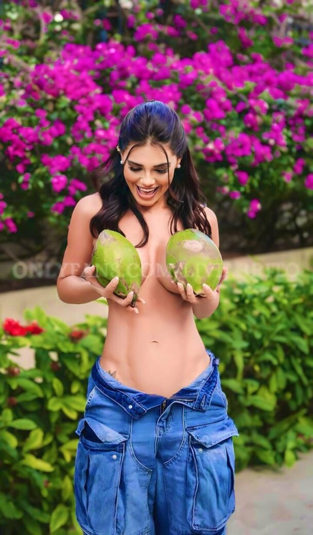 Livia Brito pornstar free photos