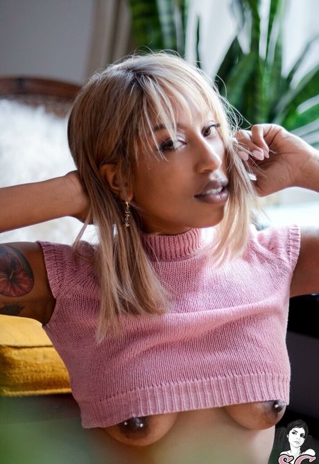 Milloux hot pornstar photos