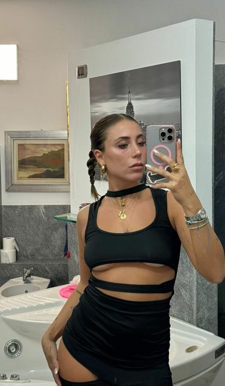 live streaming onlyfans pornographic img