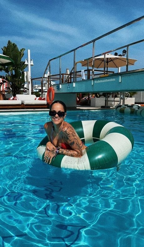 lapeytattoo high quality model img