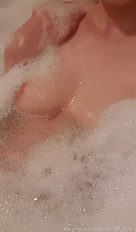 naughtywifeynextdoor exclusive actress galleries