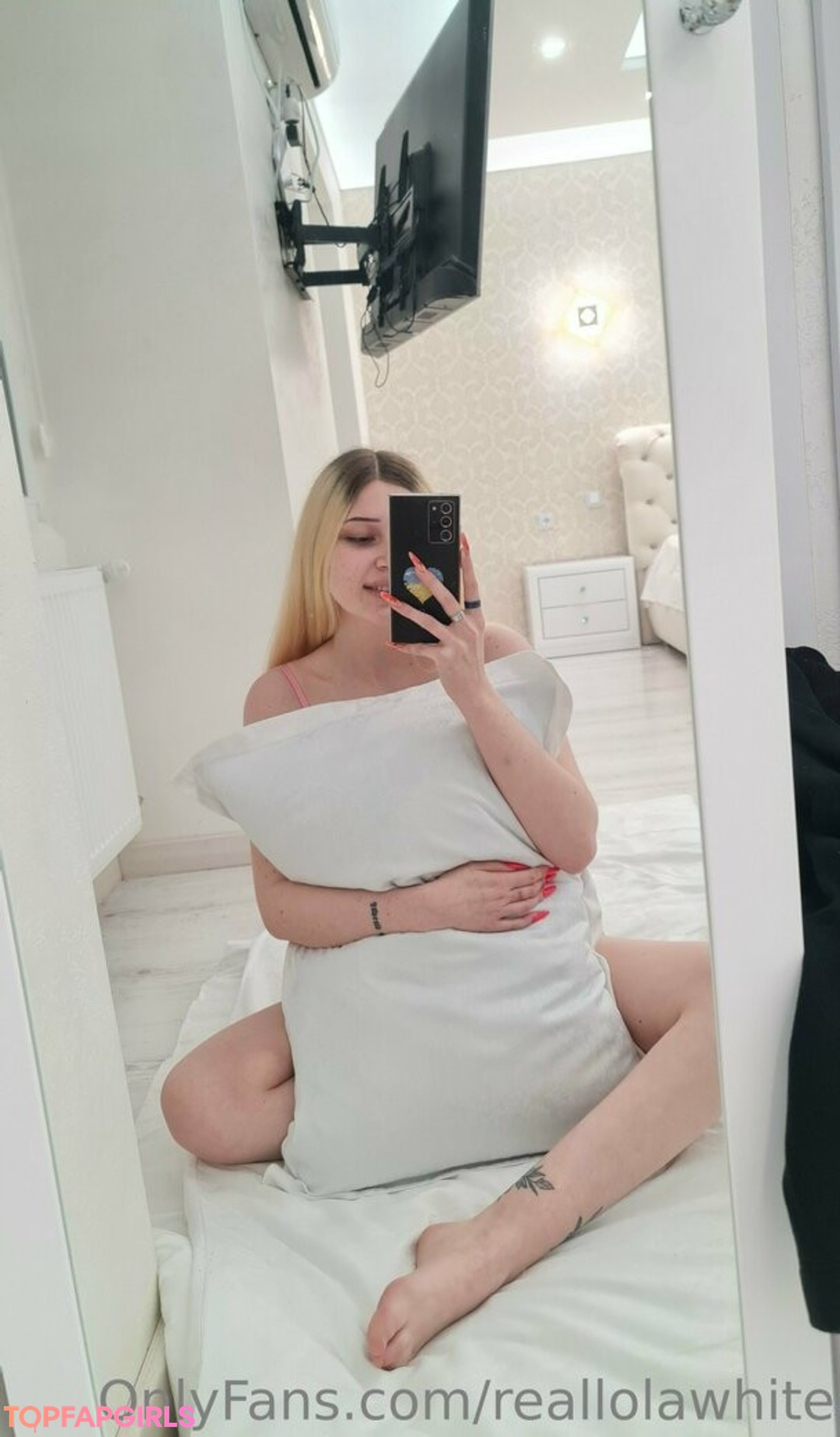 reallolawhite star top images
