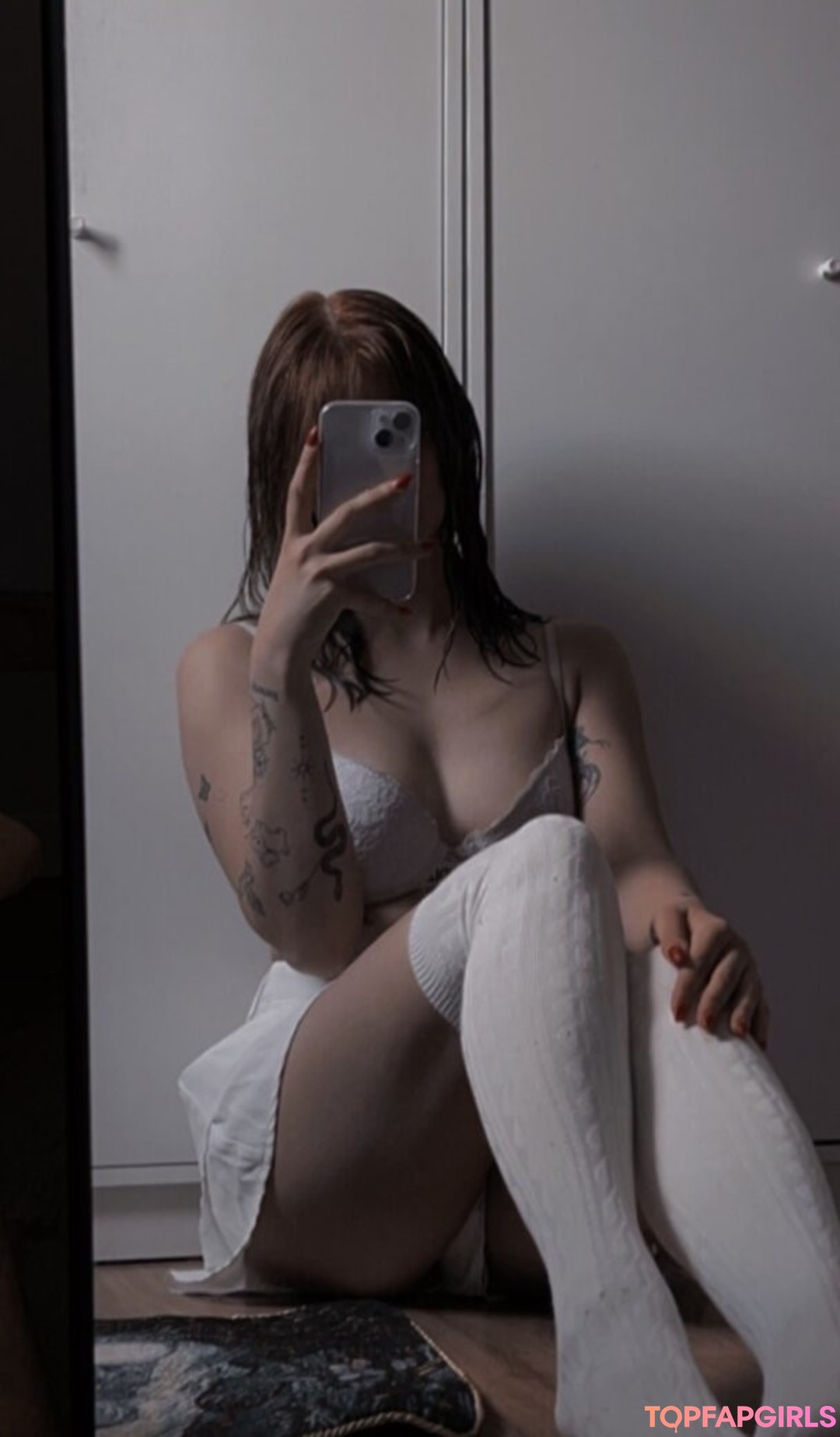 Lil Lau pornstar images