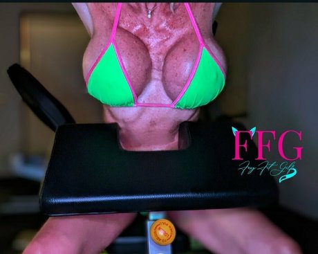 Summer Angel art model picture