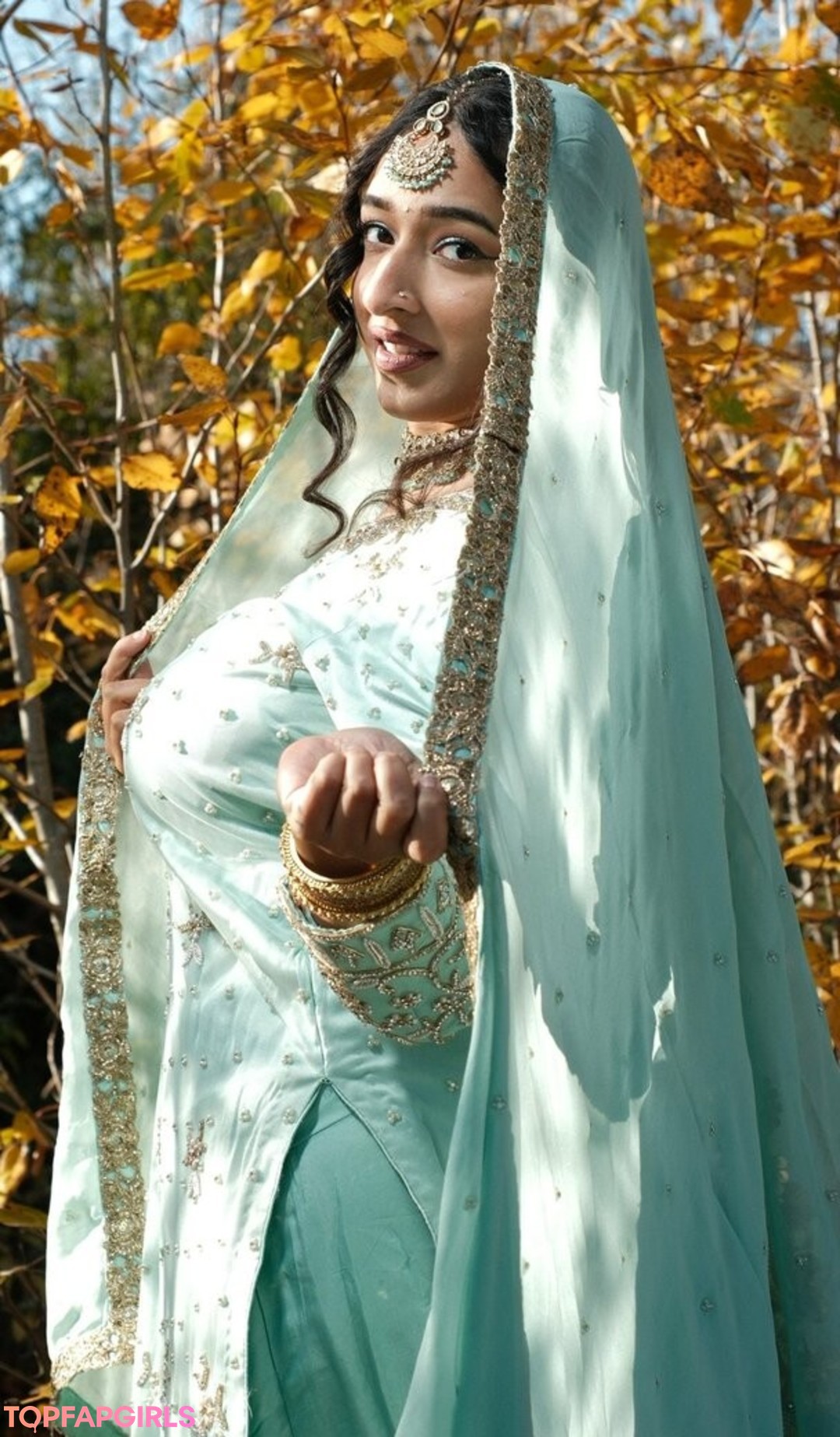 iamrakhi nudes star pictures