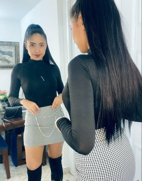 sarahlopez1 pretty pornstar pics