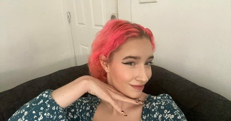 books withari art pornstar img