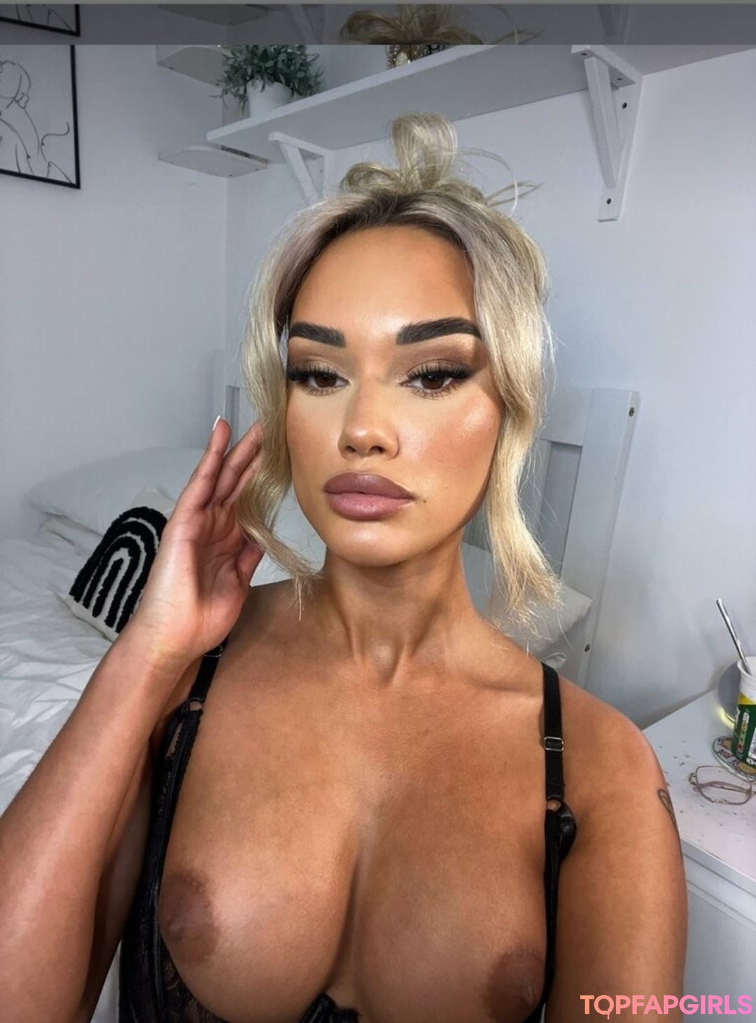 hxnnxhxxo actress img