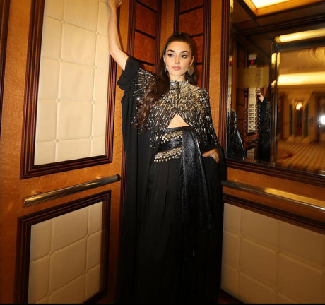 Hande Ercel exclusive pornstar galleries