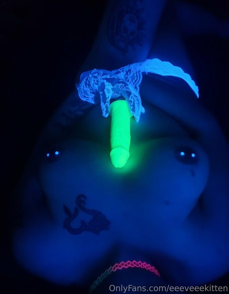 mature blonde onlyfans top images