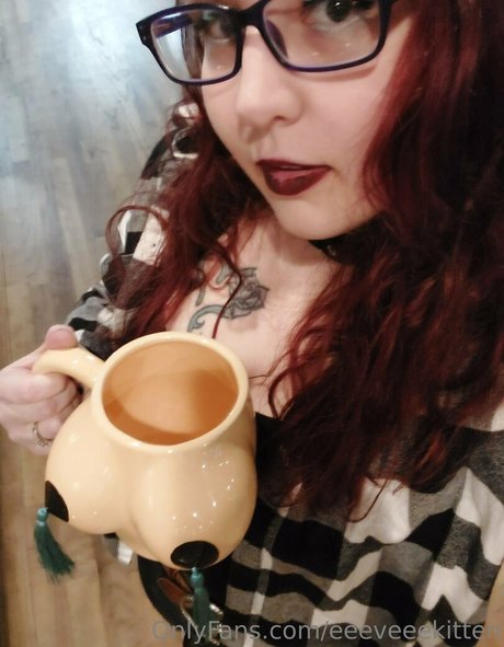 eeeveeekitten pornstar xxx pictures