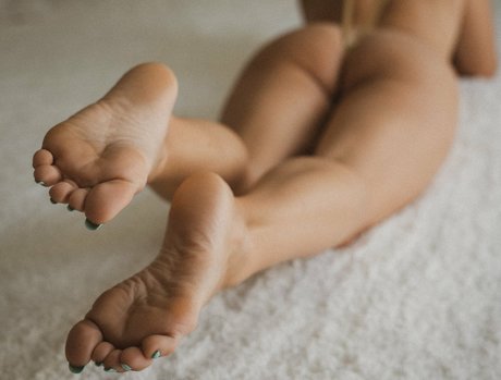 mature blonde onlyfans free naked pictures