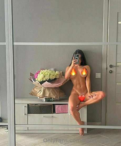 bella love fit model best images