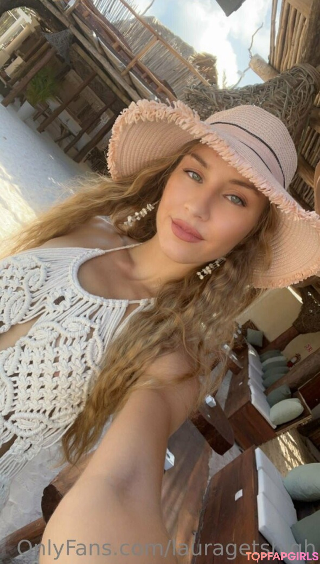 lauragetshigh best actress img