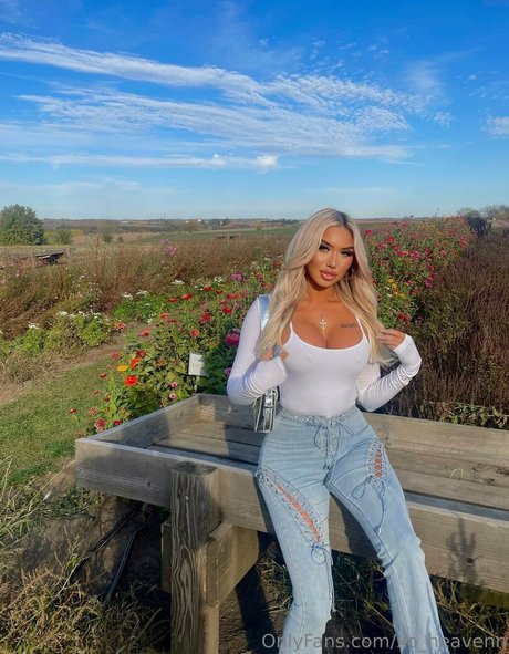 Heaven Brat art pornstar images