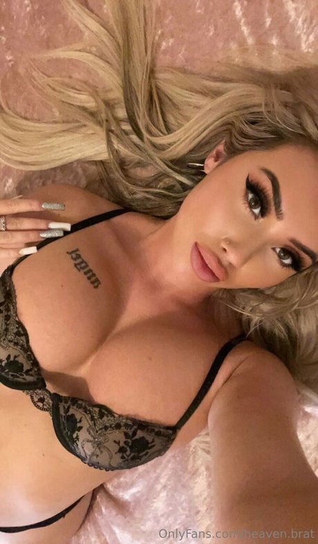 Heaven Brat perfect model pic