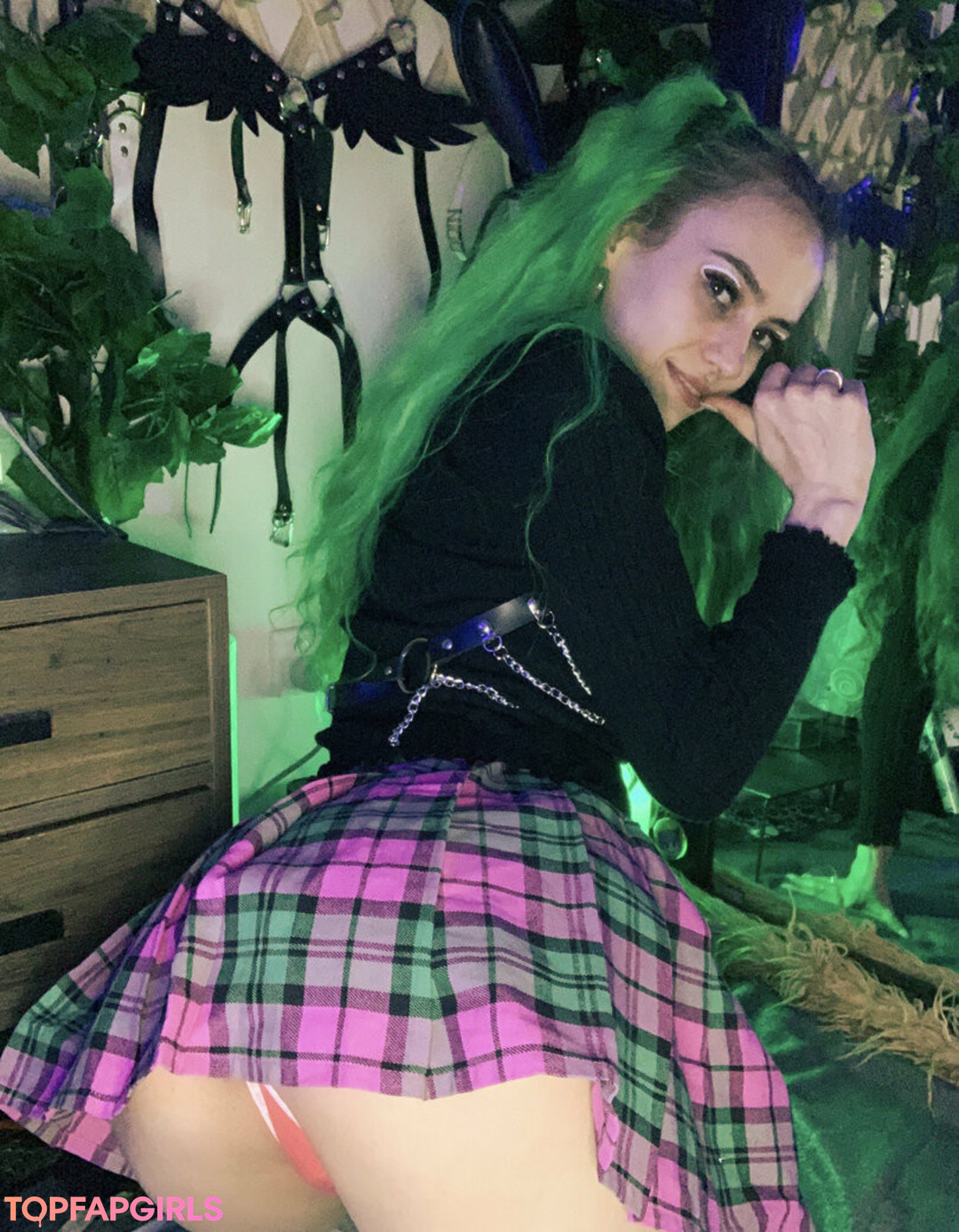 queenwookiee pornstar photo