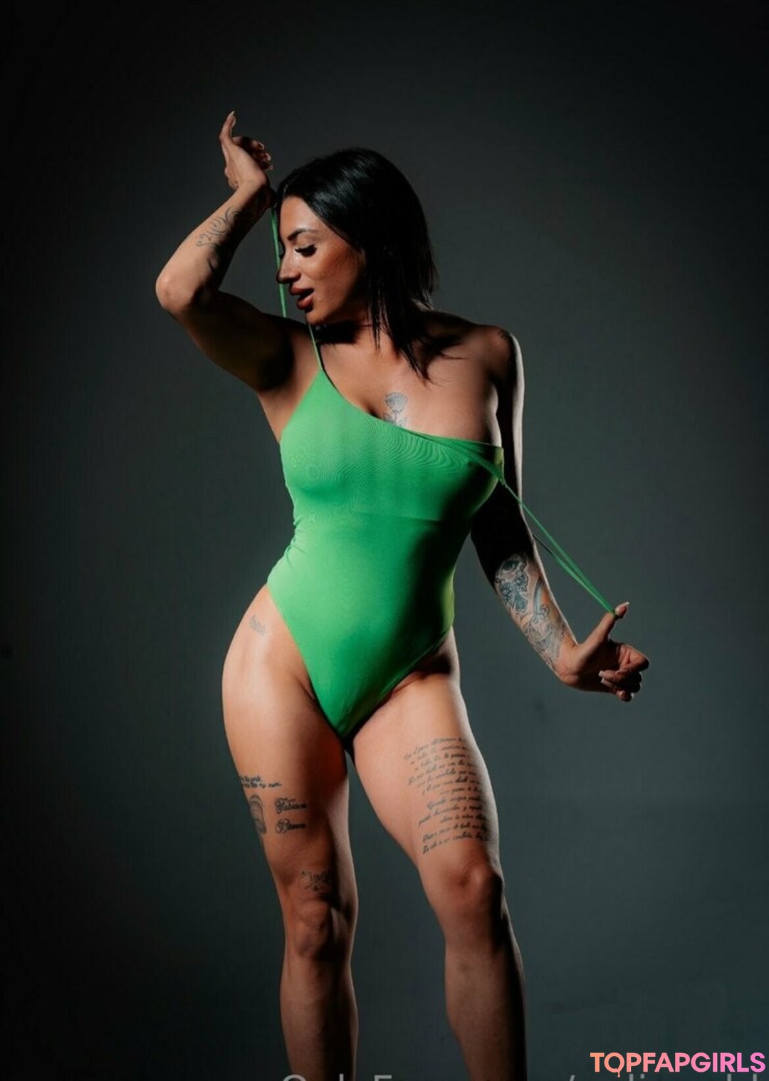 neliagold pretty pornstar archive