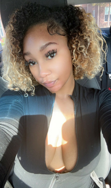 Heloveslo top model pic