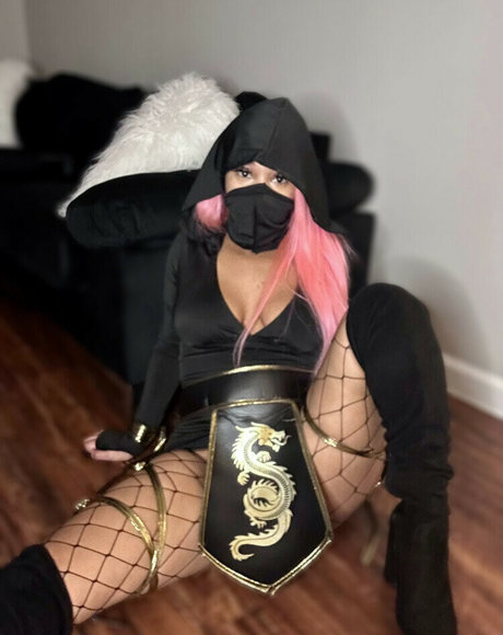 Heloveslo hot actress pic