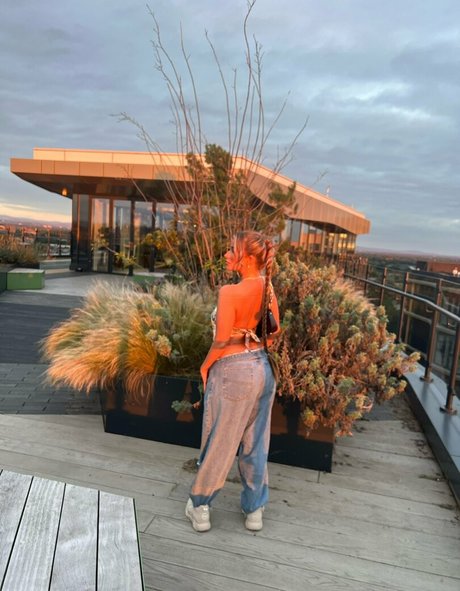 jessicarabbitrose star nice photo