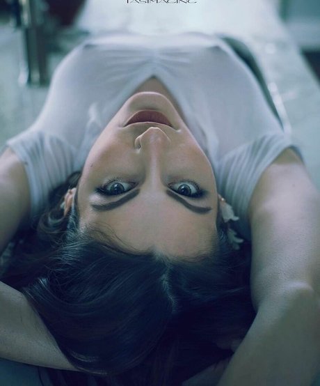 thatdarn foxx art model picture