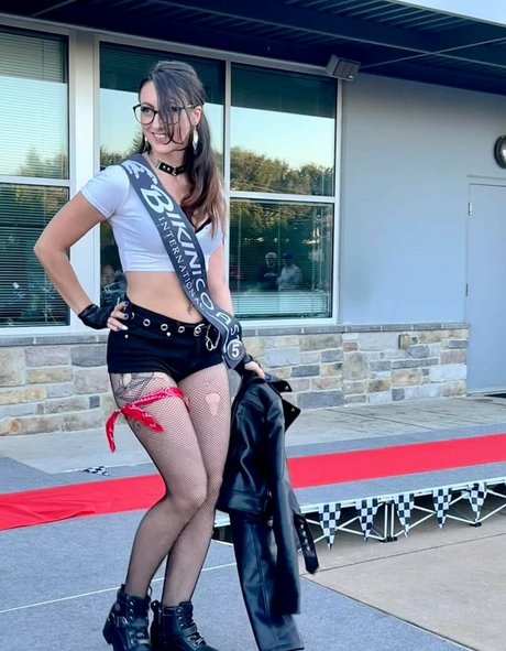 thatdarn foxx pornstar naked photos