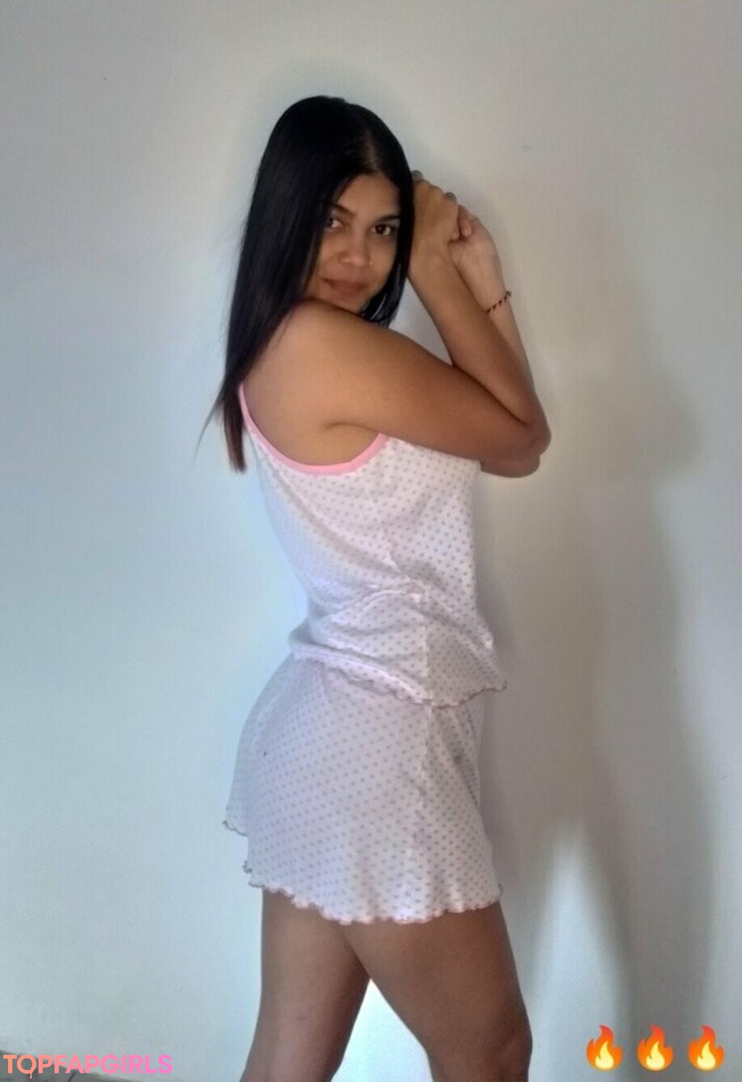 sofia only18 star top photos
