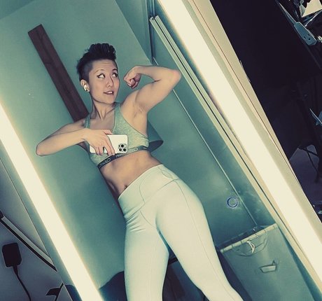 Fareeha exclusive pornstar image