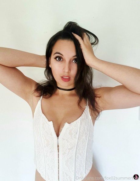 fox02summerfree model adult picture