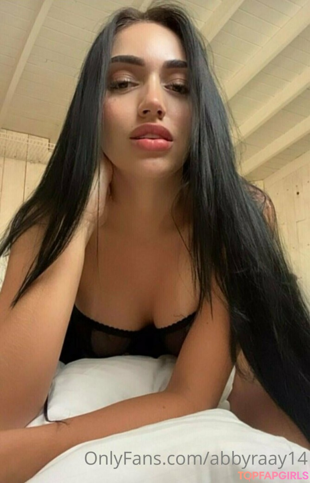 naugthyabb1 star nude pic