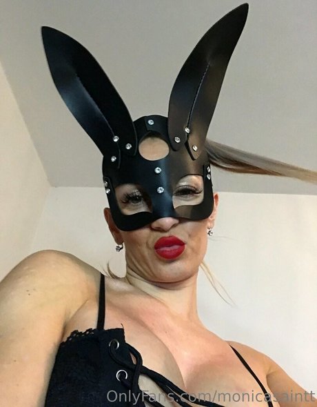 monicasaintt hd actress pictures