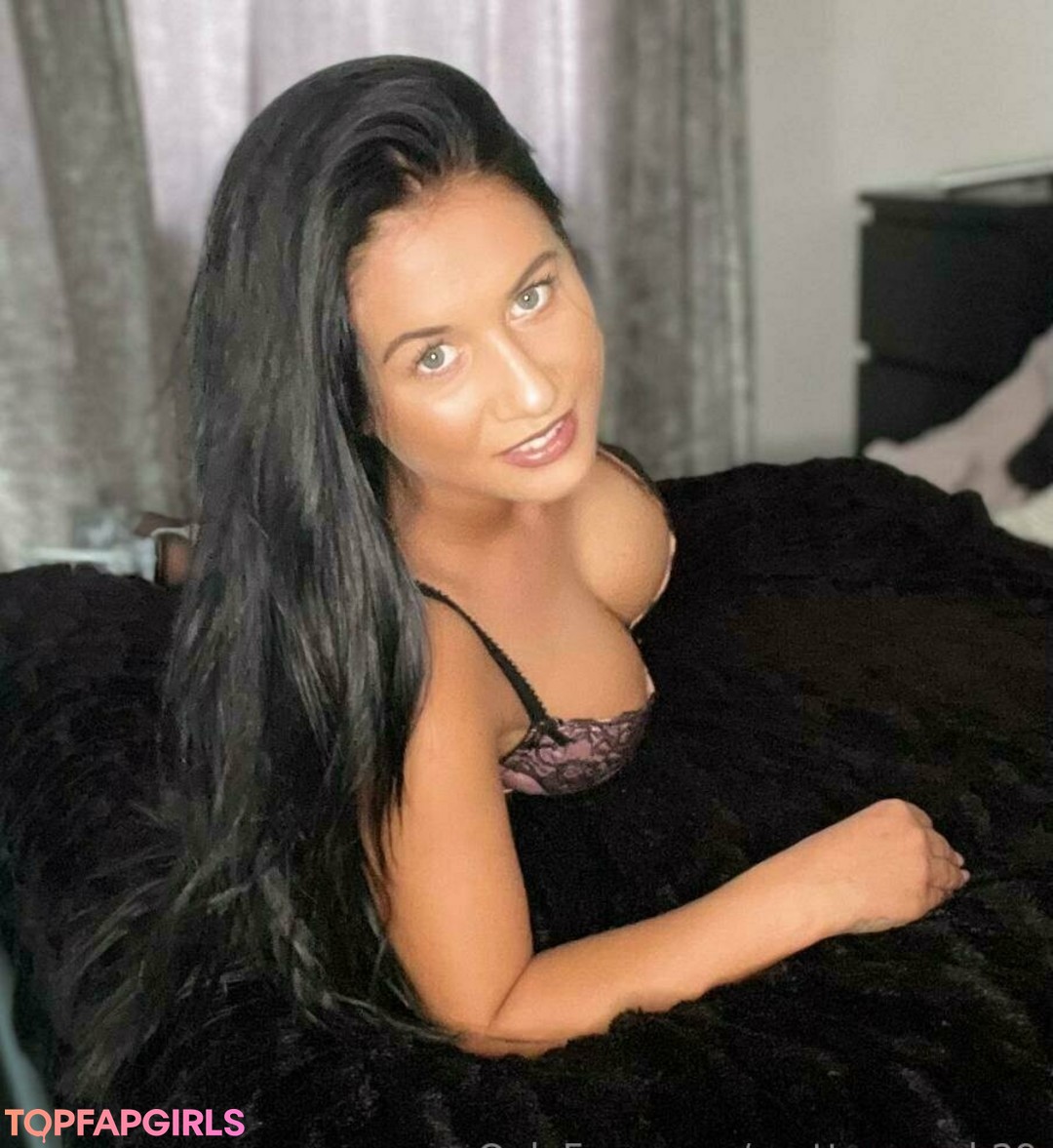 pretty peach29 top profile image